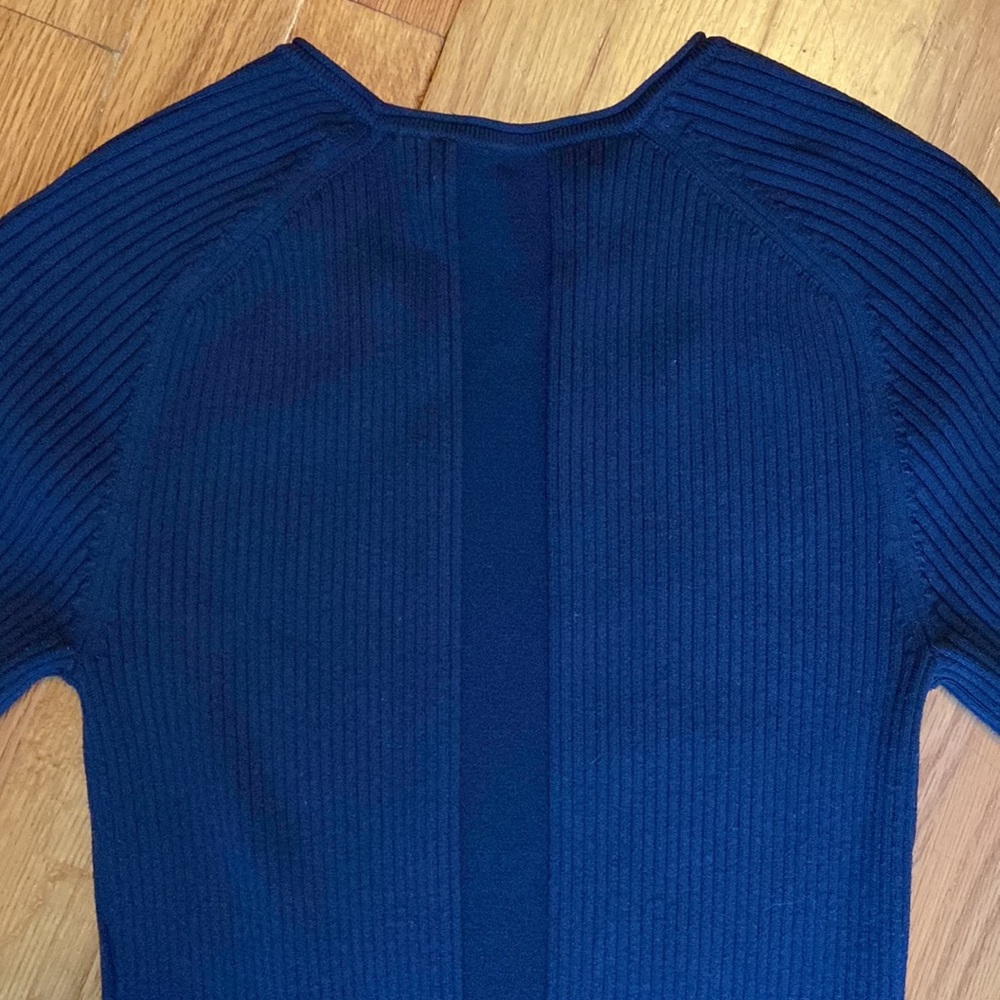 Everlane Ribbed Short Sleeve Dress - Picture 5 of 7